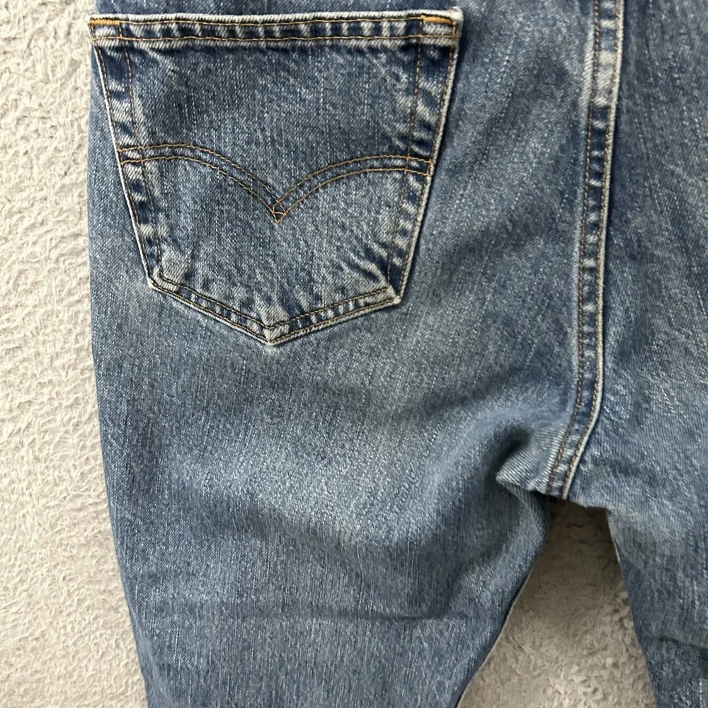 Vintage Levis Jeans Mens 33x32 Blue Denim 512 Slim Fit Tapered Leg Medium Wash